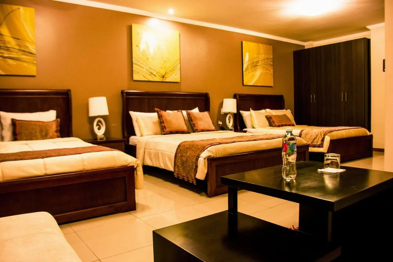 ****  Alejandrina Hotel Cuenca Ecuador